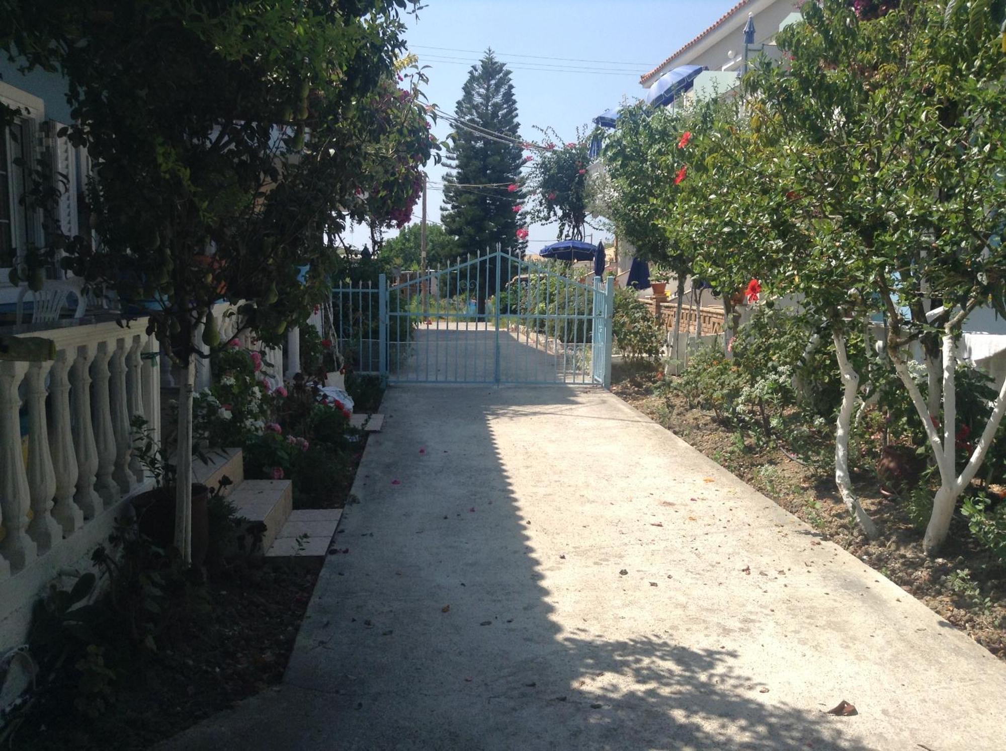 Dina Studios Kalamákion Exterior foto