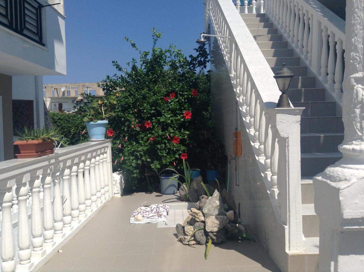Dina Studios Kalamákion Exterior foto